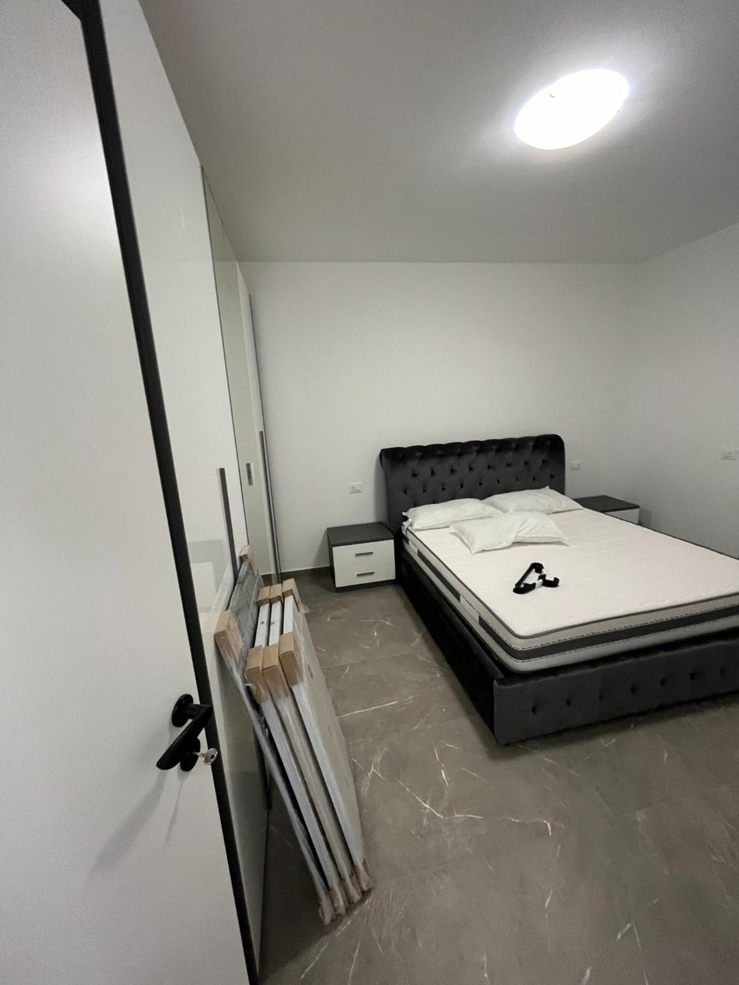 Villa Borghesi Suites Fronte Mare Rimini Bagian luar foto